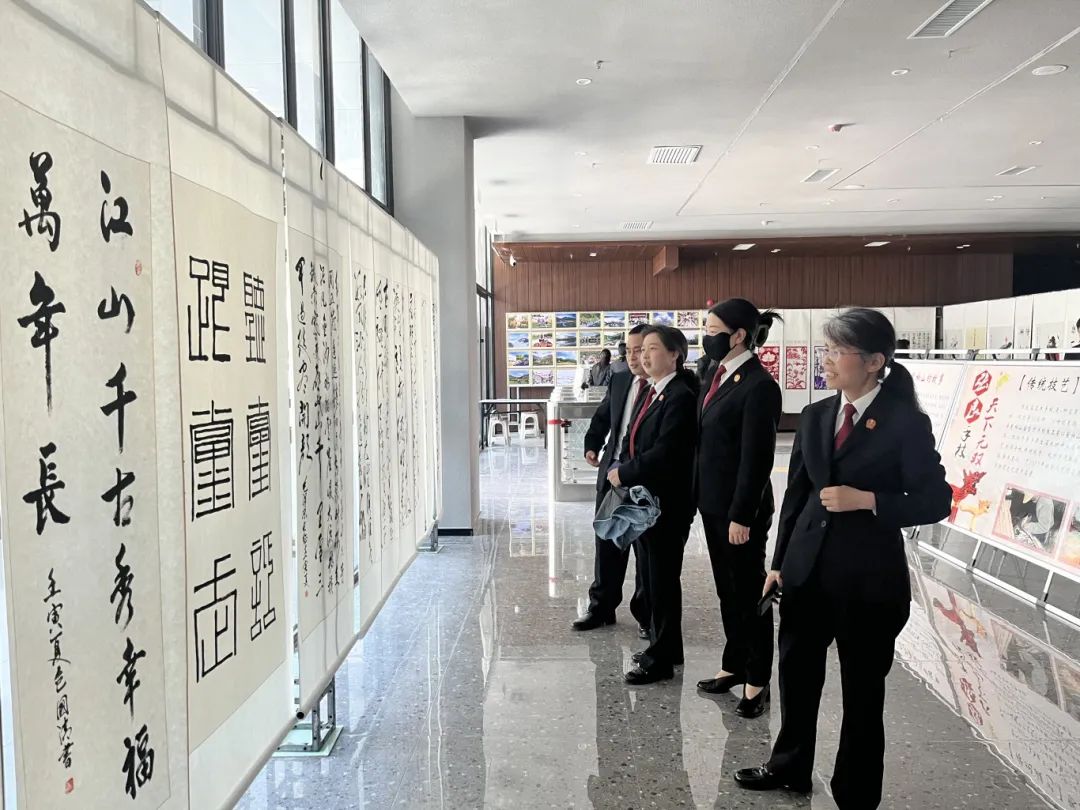 观廉洁书画展 扬清正廉洁风