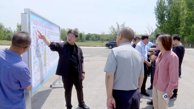 李绪明一行先后来到省道s333改建工程项目起点,省道s236崔岭养护中心