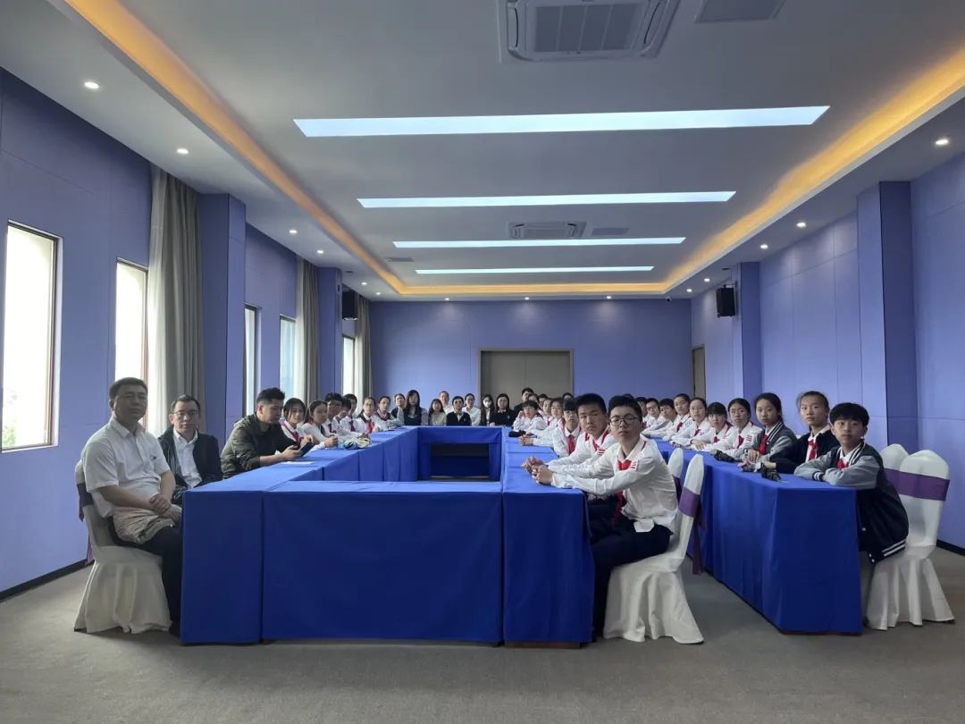 华江中学感谢分公司为学生们提供学习,研学的机会,希望双方在"知水善