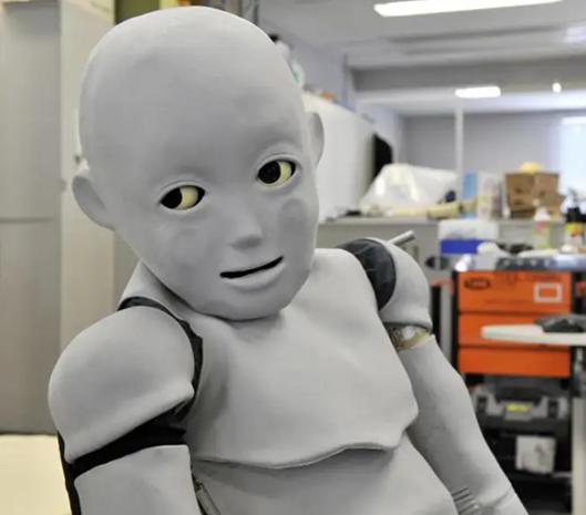 像又不那么像人类的机器人恐怖谷效应在 1970 年被日本机器人专家森昌