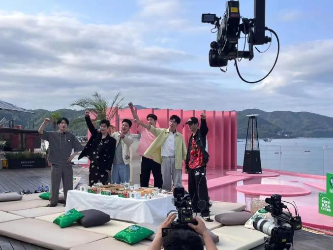 郭晶晶,彭于晏,高圆圆,黄晓明,龚俊,黄景瑜……都来深圳啦!