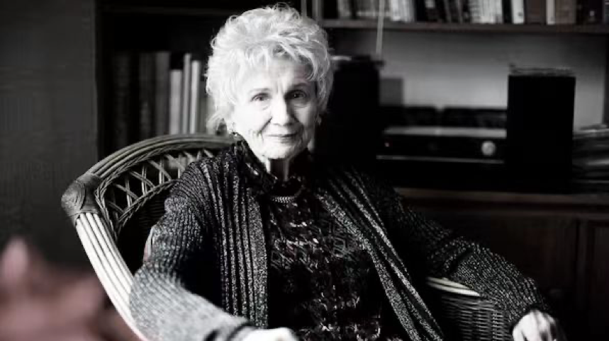 逝者艾丽丝·门罗丨她“一生都在写个人故事”