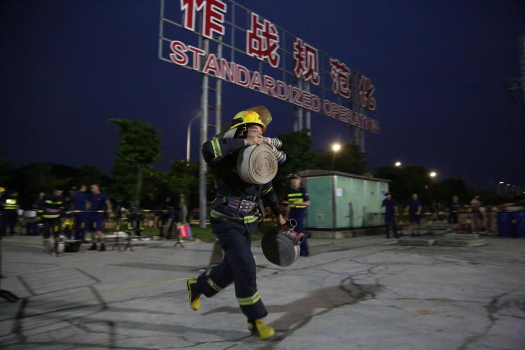 奔跑吧,火焰蓝∣南宁支队"火焰蓝杯"消防体育运动会圆满收官!