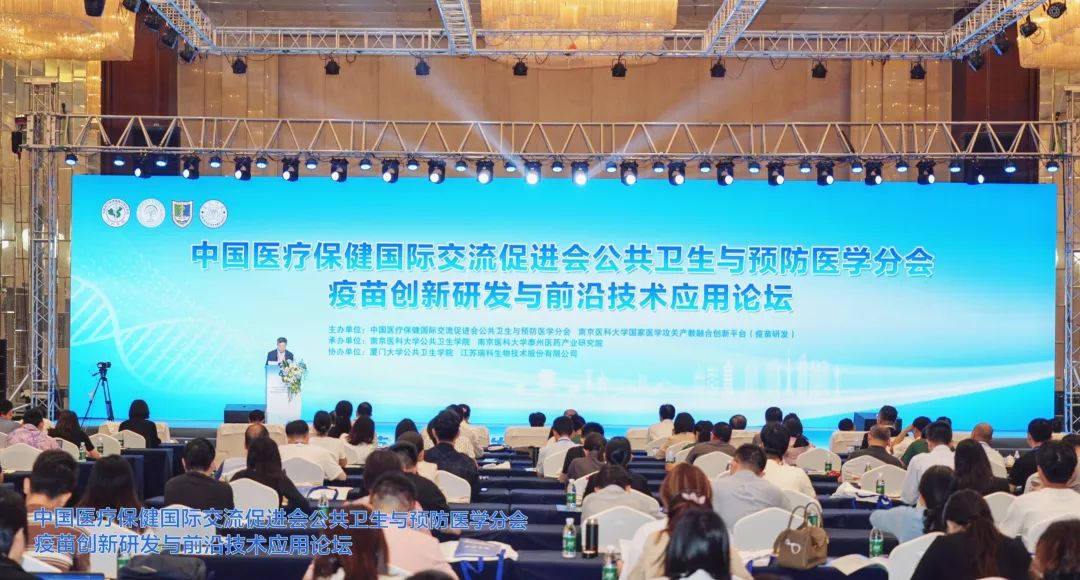 中国科学院院士,四川大学华西医院临床肿瘤中心主任,生物治疗全国重点