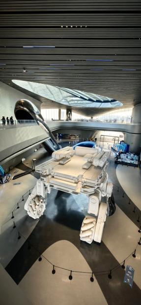 霓虹色的萤火,漫步在中国的赛博朋克里