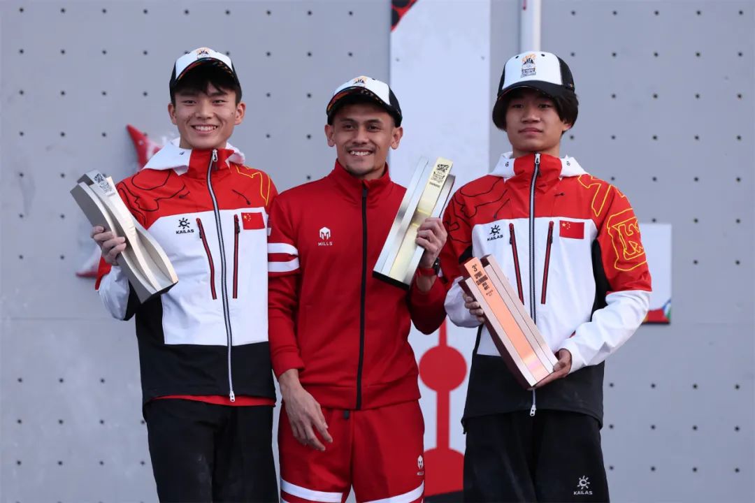 【体育】奥运会资格系列赛 · 上海又有三名中国运动员站上领奖台!