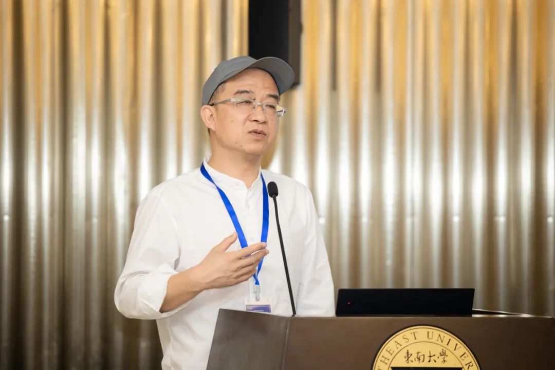 王浩锋深圳大学教授王浩锋教授汇报了形态认知量化在城市和建筑空间