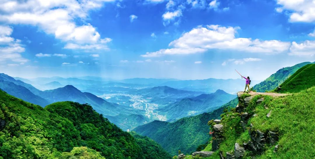 铜山风景区位于驻马店市泌阳县境内,铜山,原名大复山,因汉代名将邓通