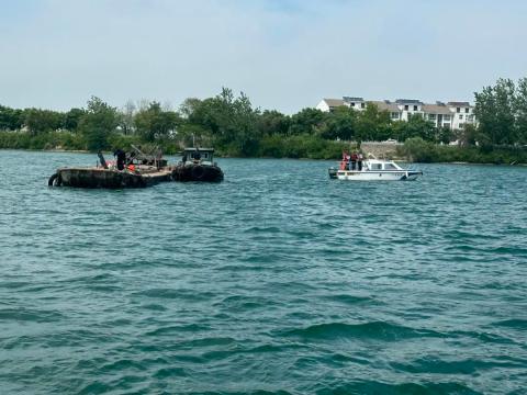 跨区联动 协同治理 新沂交通执法大队联合多部门开展骆马湖交界水域"