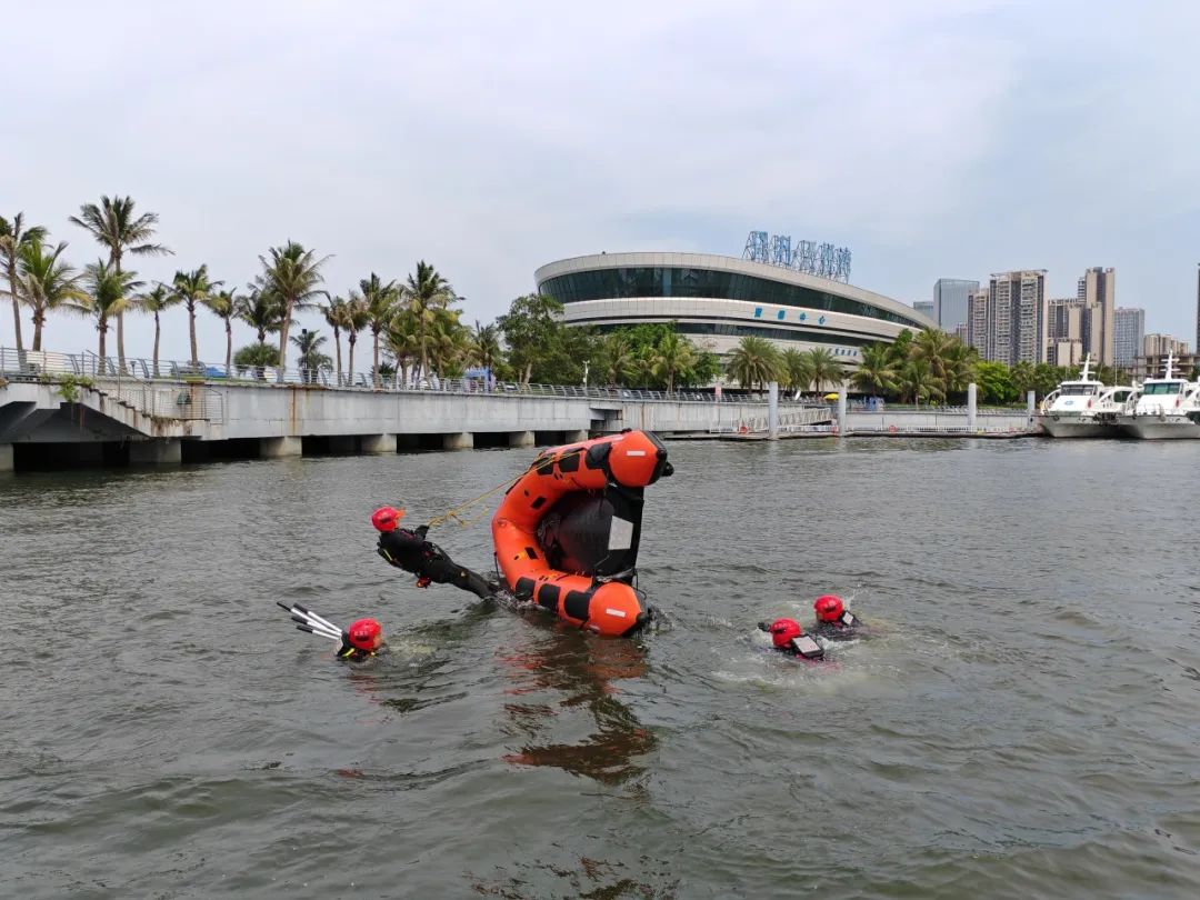 湛江支队举办初级水域救援技术培训班