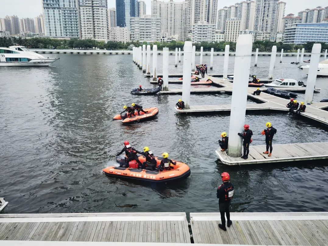 湛江支队举办初级水域救援技术培训班