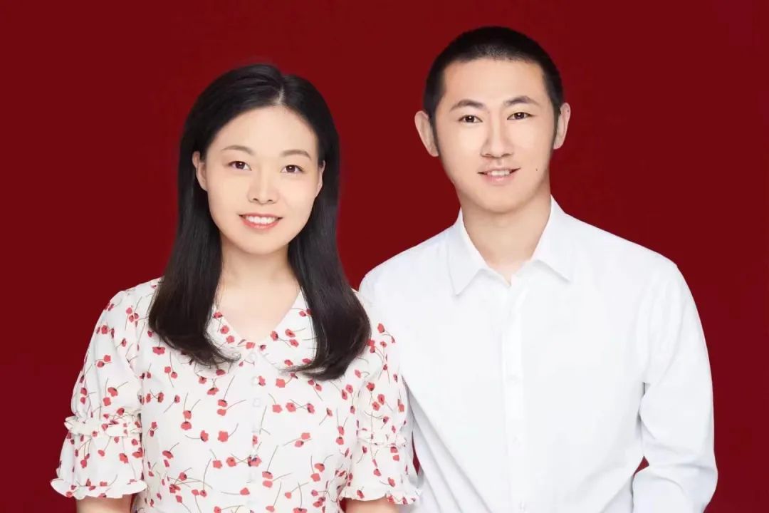 图|万倩男和李姝敏结婚照图|万倩男和李姝敏的全家福图|万倩男工作照