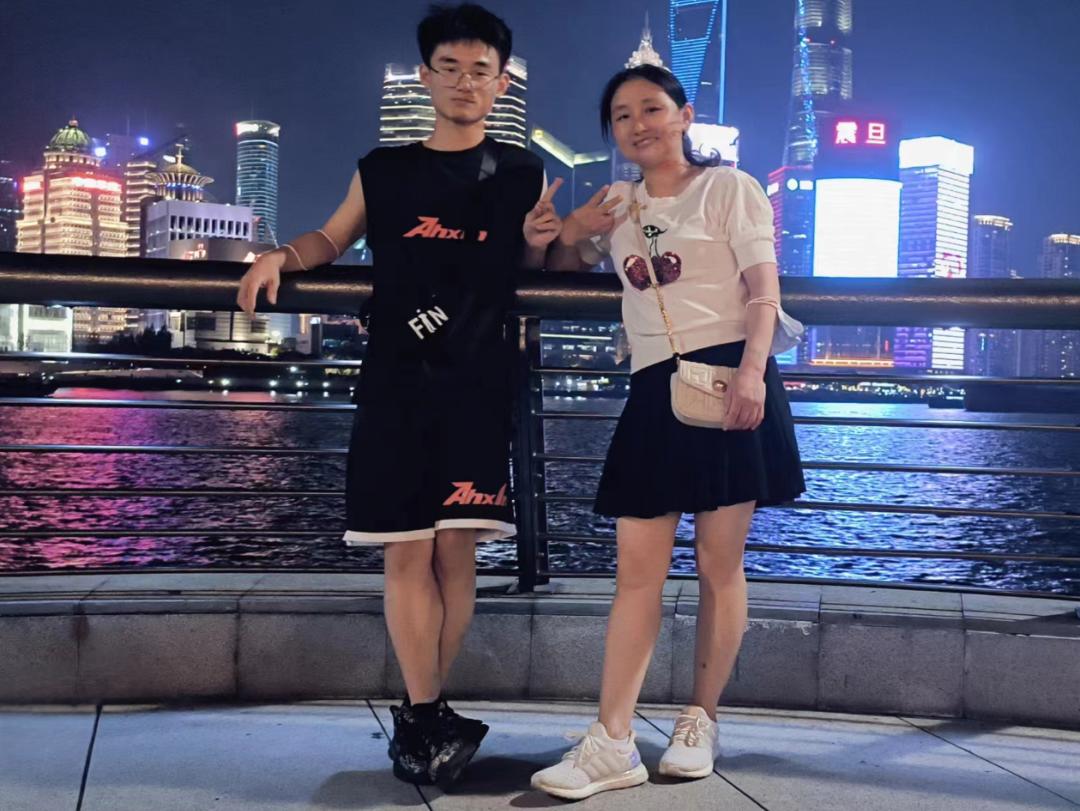 蒋刘松陆军炮兵防空兵学院 王知健陆军步兵学院 张宇豪陆军工程大学