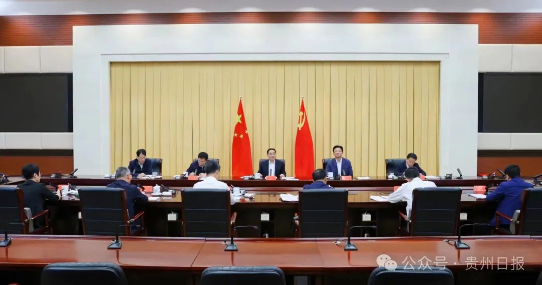 省委副书记,省委政法委书记时光辉,省委常委李元平,时