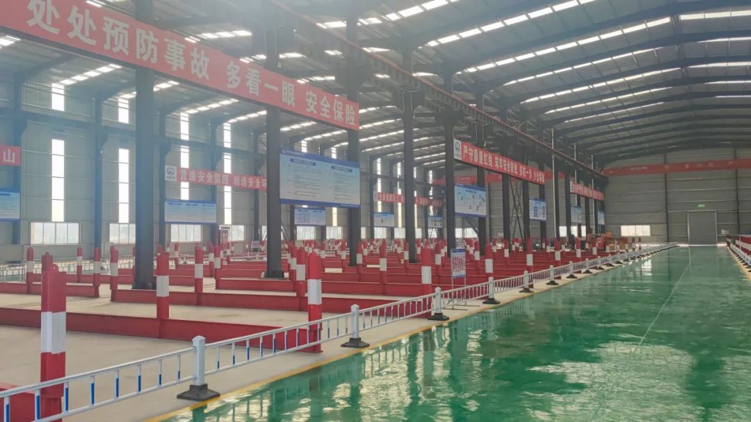 劳动竞赛进行时|文蒙铁路全线首个钢筋加工车间建成并通过验收