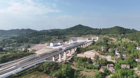 启动运行试验前,广元车务段,重庆北车务段等详细制定临时行车组织办法