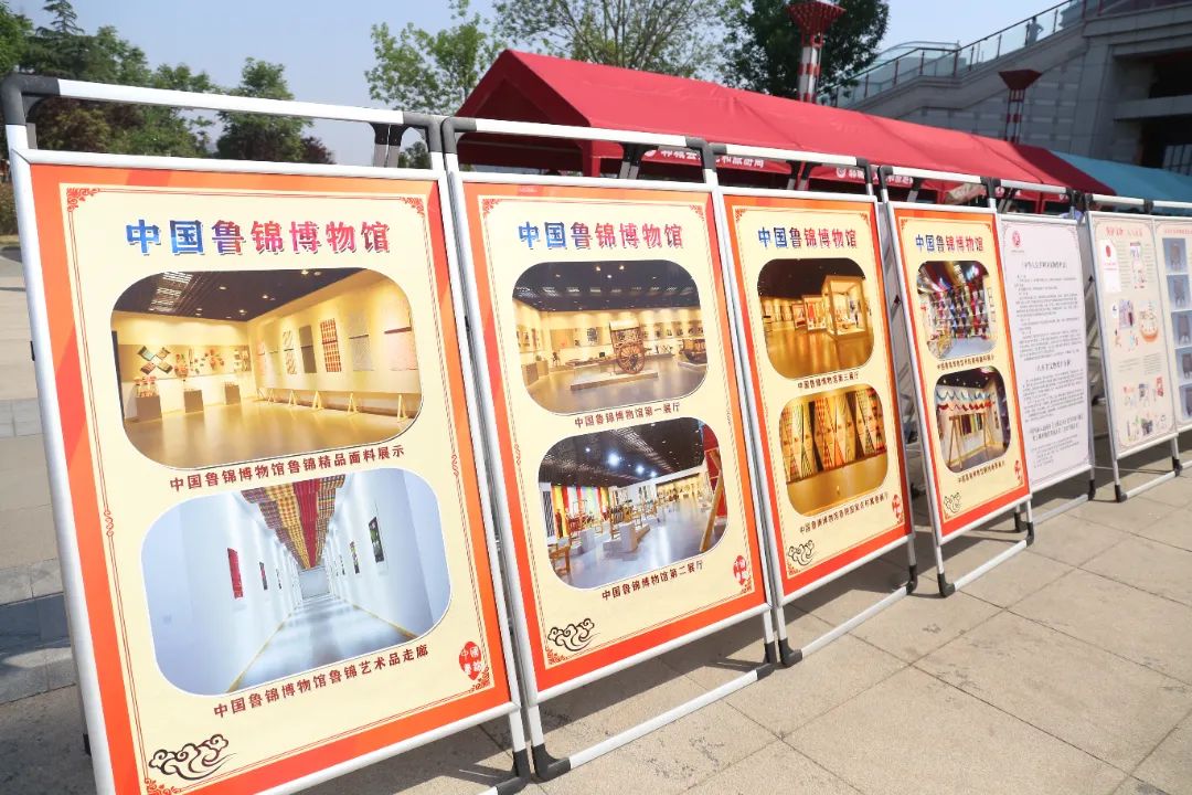 刘墉的字,纪晓岚的砚台,清代的玛瑙烟壶,明代的玉簪.