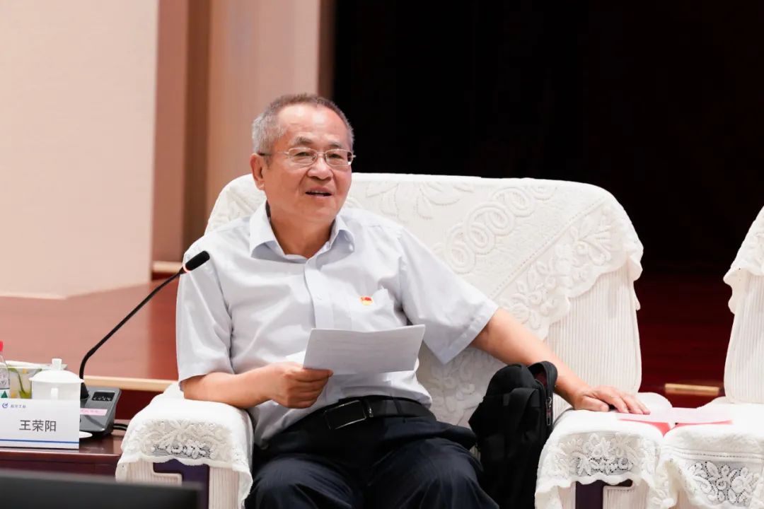 中国航空工业集团组织"学史明纪促发展 强国有我勇担当"主题活动