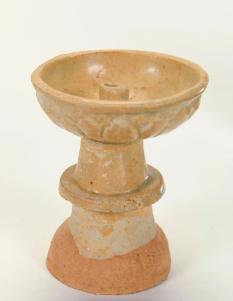 先文庄公严禁点烛,并言从古至今,只有书灯而无书烛,如欲点烛才念书