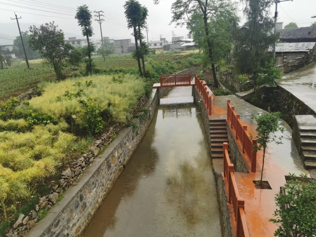 思南︱"治"好小流域 "绘"出水美乡村新图景
