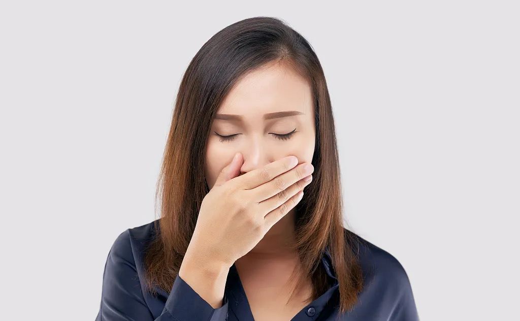 嘴里总发苦？一个药膳方，口中的异味没了、脾胃舒坦了