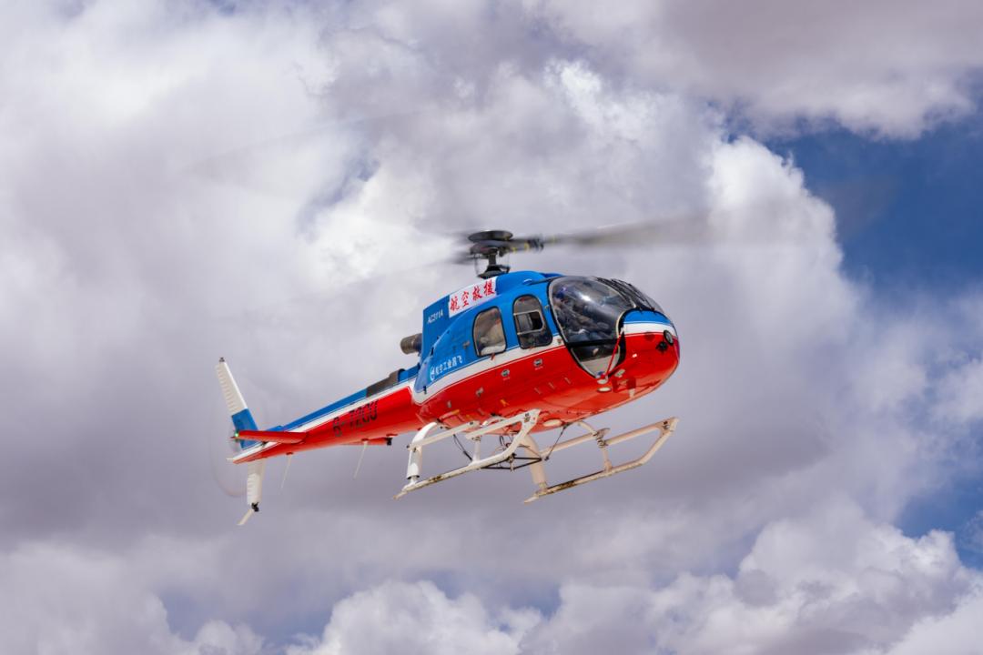 ac311a直升机是2吨级单发,6座单旋翼,带尾桨式轻型直升机