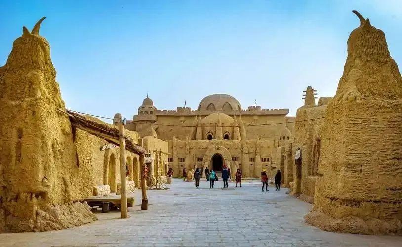 要闻 | 喀什地区各县历史上首档广播直播节目  叶城《昆仑之声》开播!