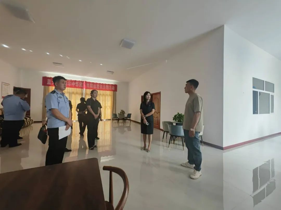 乌拉特后旗人民法院开展在职党员进社区"双报到,双服务,双报告"活动_