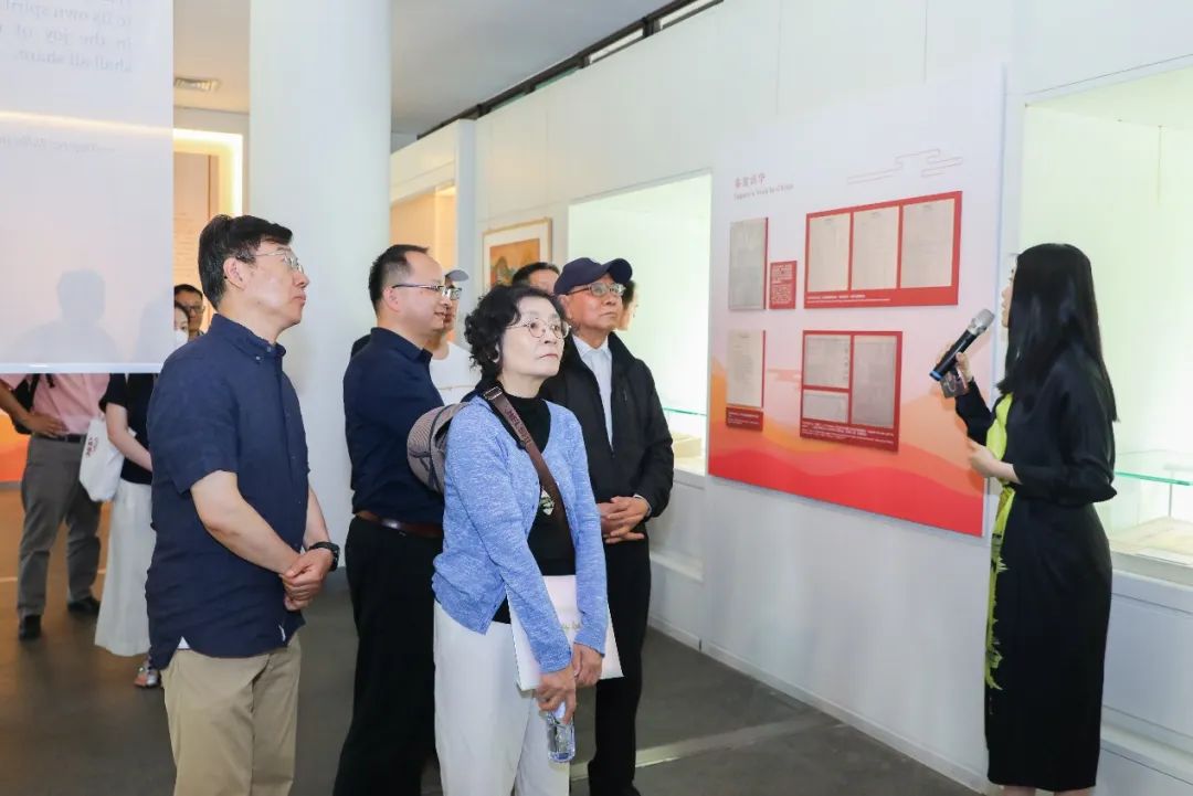 【新闻速递】百年回眸:在图影中重走北大中印人文交流之旅