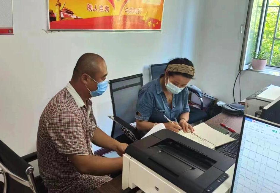 【县域突破·社会治理】河南街道开展帮代办服务,为居民幸福加码