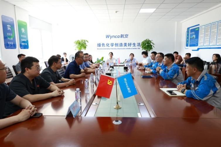以法赋能,一起益企!宁夏区市县三级"法律服务团"走进平罗工业园区