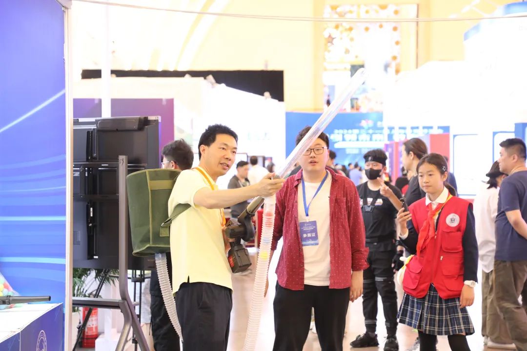 普陀教育亮相2024第二十一届上海教育博览会!快来打call!