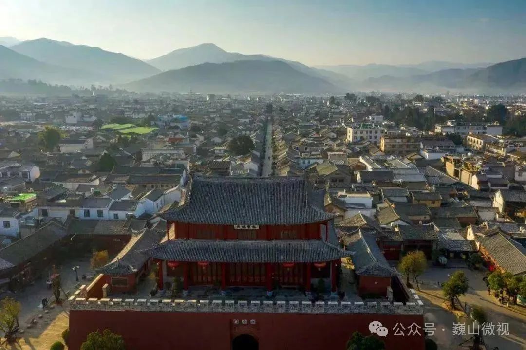 品味巍山:乘专线公交车玩转巍山