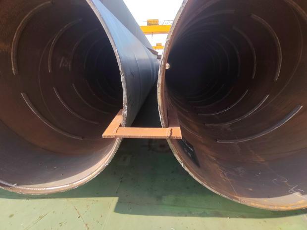 绑 扎 材 料绑扎绳(钢丝绳或钢带),卸扣,锁紧件(绑扎花兰),系固地铃