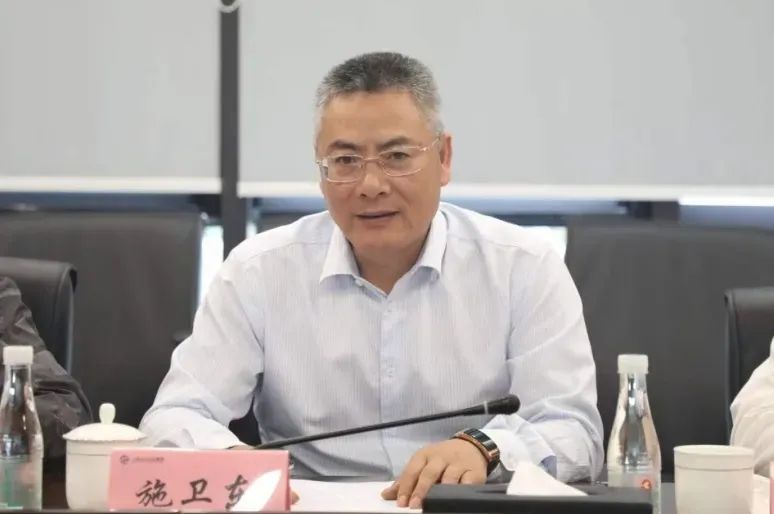崇明区公安分局,区工商联在长兴企业集团揭牌成立"蓝鲸""瀛盾"护企