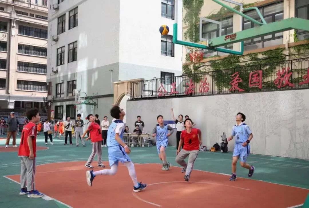 此次赛事得到了众多学校的大力支持,上海市金陵中学,上海市五爱高级