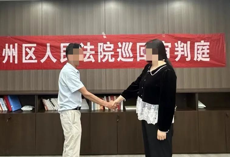 5月24日,堵城法庭在高新技术产业开发区巡回审判点公开开庭审理了一起