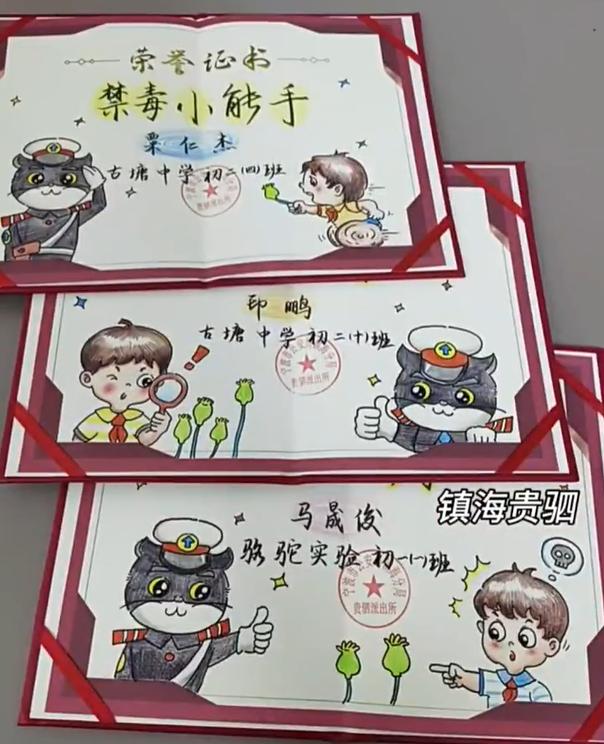 2003年时,张建国成为山西晋城一中第一位教体育的班主任,刚开始,有