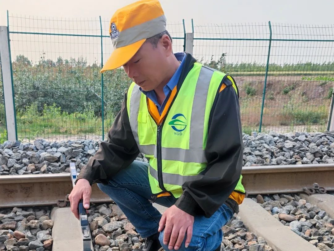 听听ta们的"悄悄话".