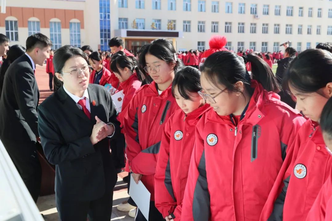 "夏日初成 向阳花开"——黑河市法院未成年人刑事审判工作白皮书发布!