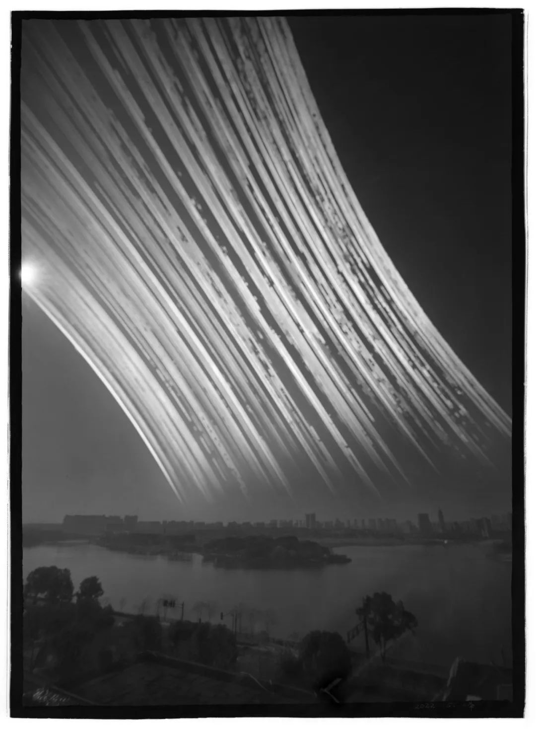 第十一届中国摄影年度排行榜丨陈晓峰:针孔与太阳