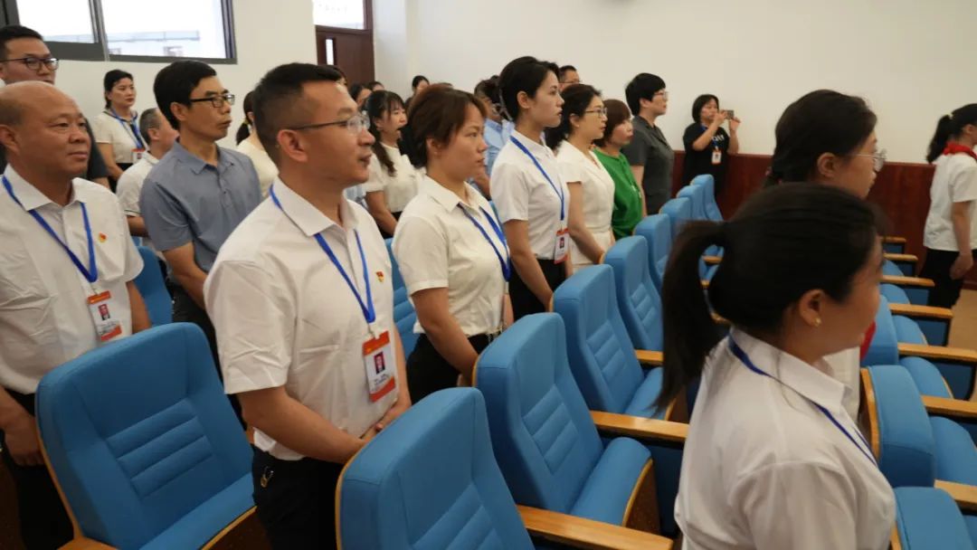 同属集团院校的立新小学,彭咏梧小学,龙洞小村,双梅小学,洞鹿小学共计