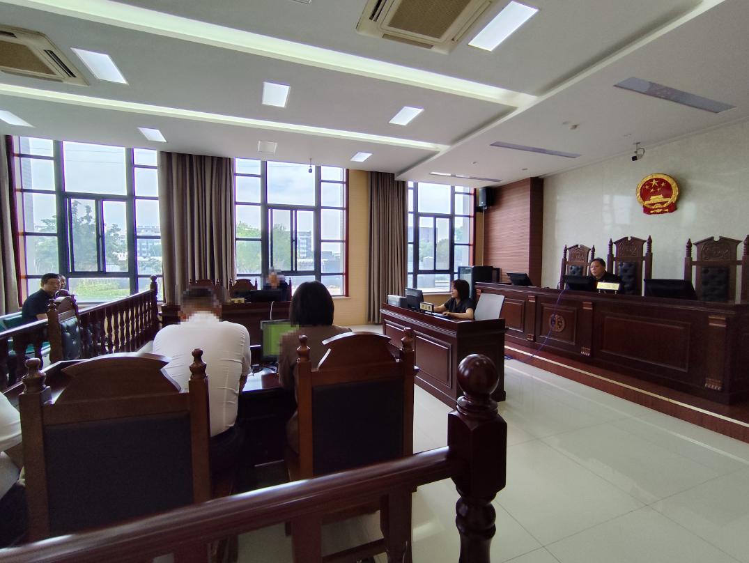 人大"听百案,议百事,评百员"活动走进金坛法院薛埠法庭