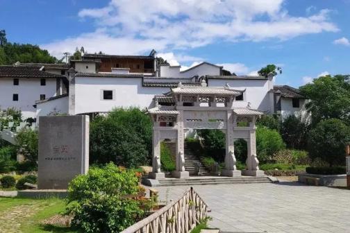 金翼村将"忠孝持家,耕读传世"等金翼好家风融入林耀华生平事迹展示馆