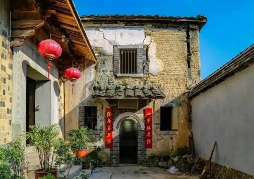 党纪学习教育 | 踏清廉之旅,沐翠屏清风