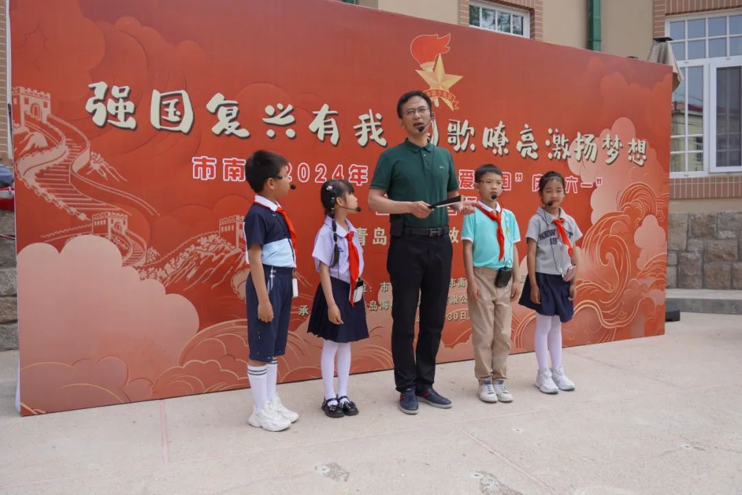 大学党委副书记,中学道德与法治教师,大学生代表,红领巾讲解员与少先