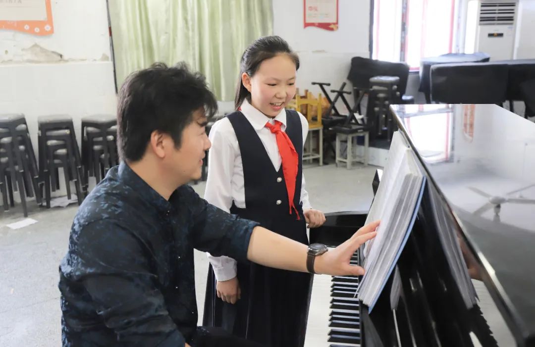 新时代好少年 | 曹馨予:黑白键上开出绚丽花