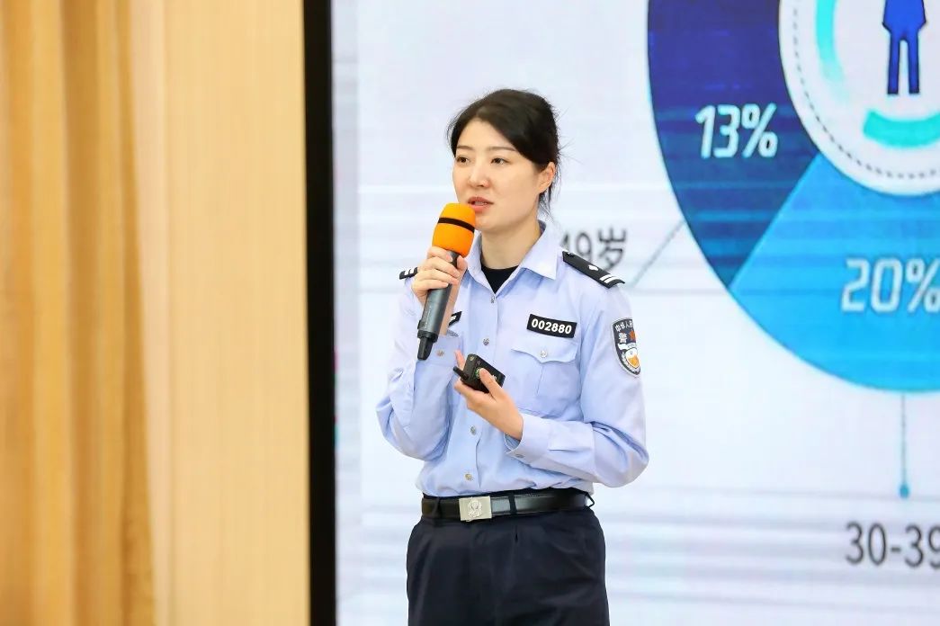 市政协委员,上海申浩律师事务所高级合伙人张玉霞通过校园借贷,敲诈