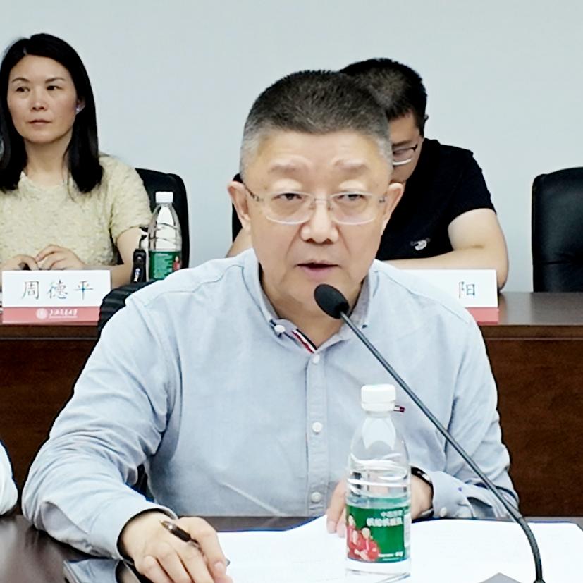 上海社会科学院支社等社组织领导班子成员和社员代表,社市委机