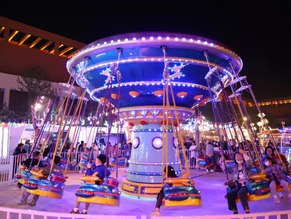 东北不夜城 气球雨嘉年华